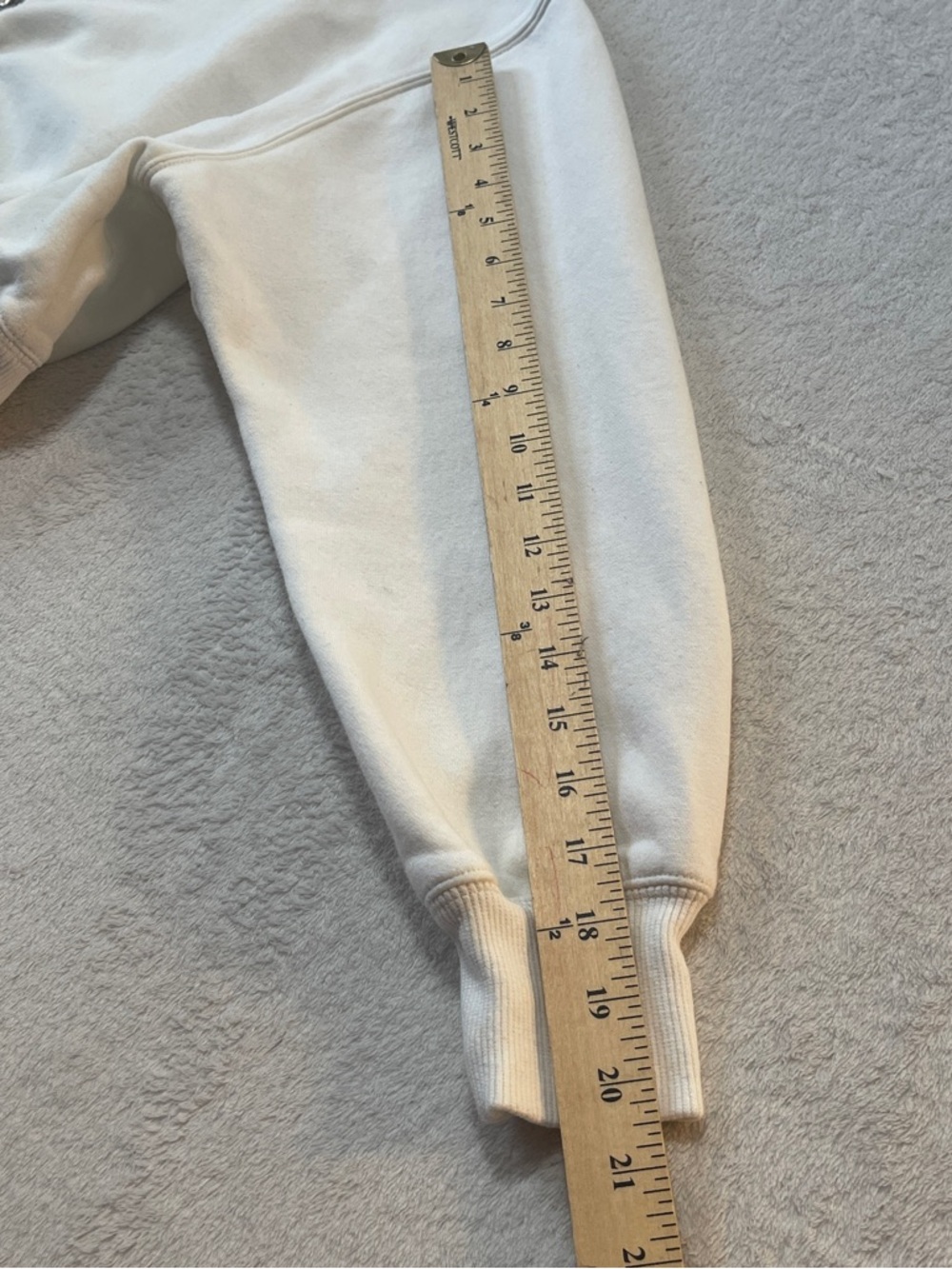 Nike Sportswear Phoenix Fleece Women's Oversized 1/2-Zip Crop Sweatshirt. Size M - Picture 10 of 12